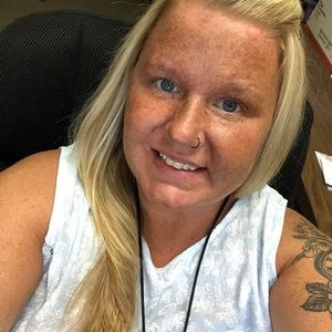 Meet your Posher, Nickie